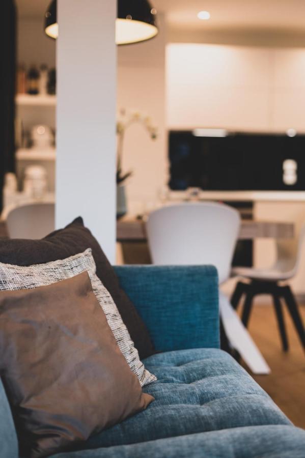 Les Sorbiers - Apartment 2 Bedrooms Top Floor - Parking & Terrace Annecy Exterior foto